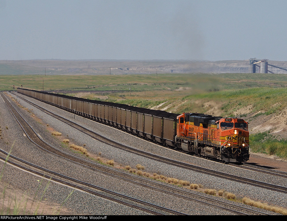 BNSF 5673